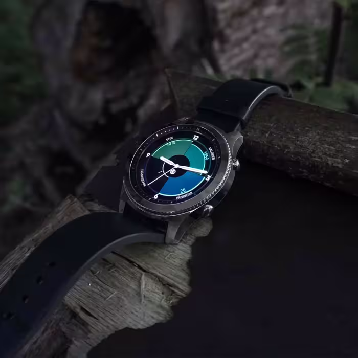 برچسب ماهوت طرح Night-Army-Pixel مناسب برای ساعت هوشمند سامسونگ Galaxy Gear S3 Classic