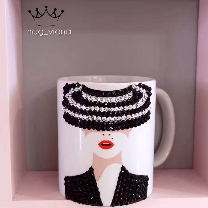 ماگ فانتزی برجسته طرح زن