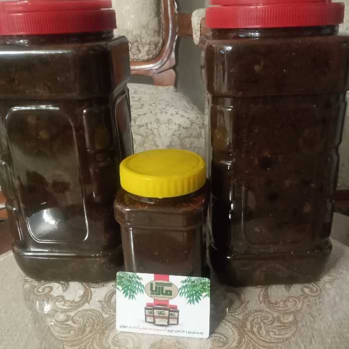 ترشی گردو مخصوص همدان بدون مواد نگهدارنده