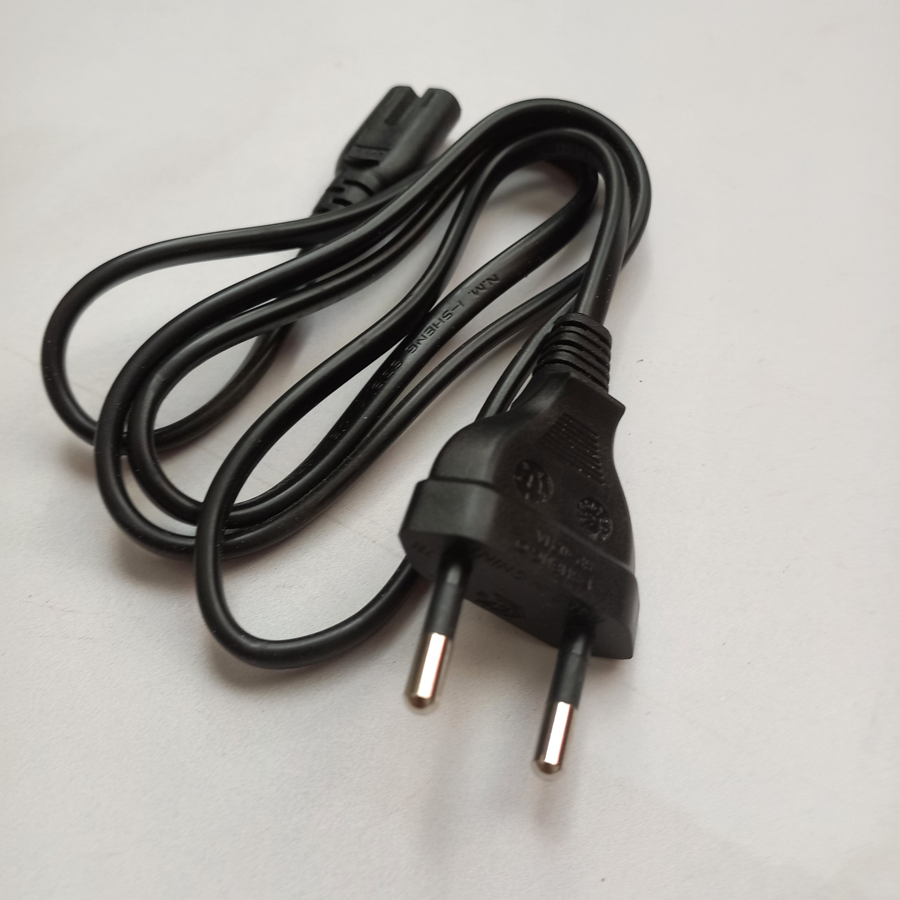 کابل برق 2 چاک مشکی طول کابل یک متر