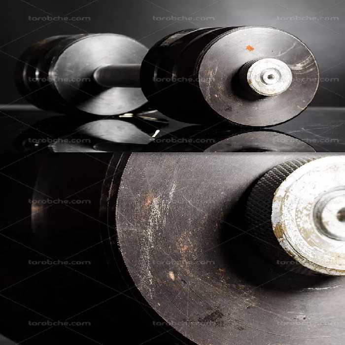 عکس دمبل بدنسازی با کیفیت | گرافیک با طعم تربچه