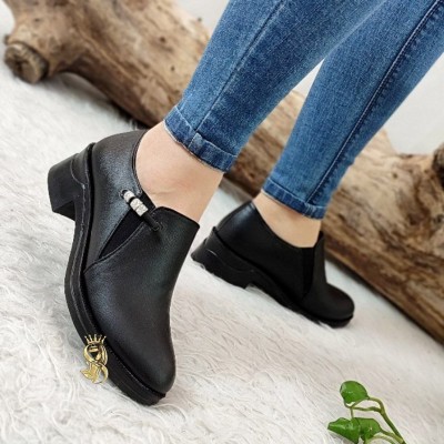 کفش طبی زنانه مدل لبخند مرواریدی