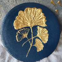 بشقاب دکوراتیو سفالی برجستکاری شده 