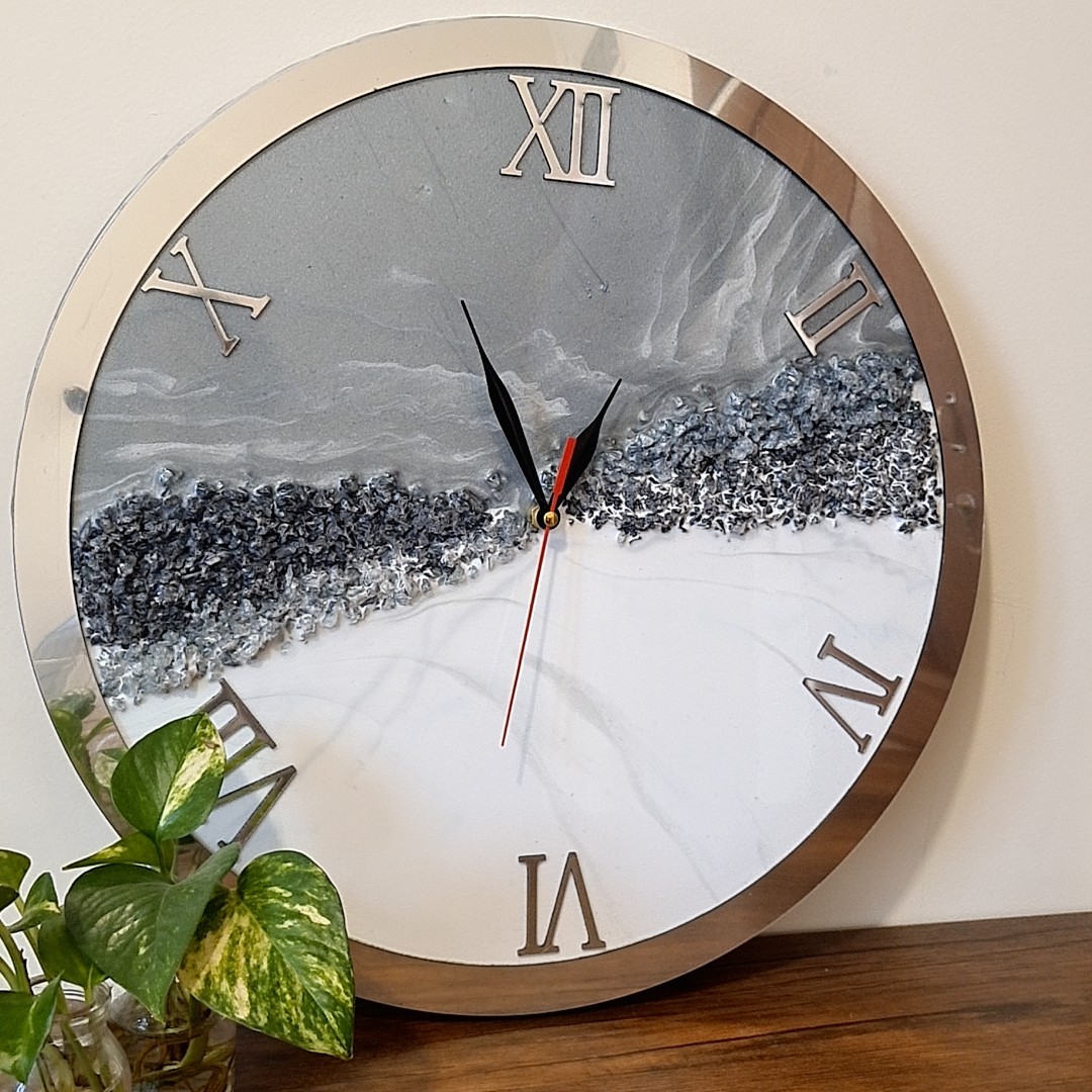 ساعت رزینی طرح ژئود