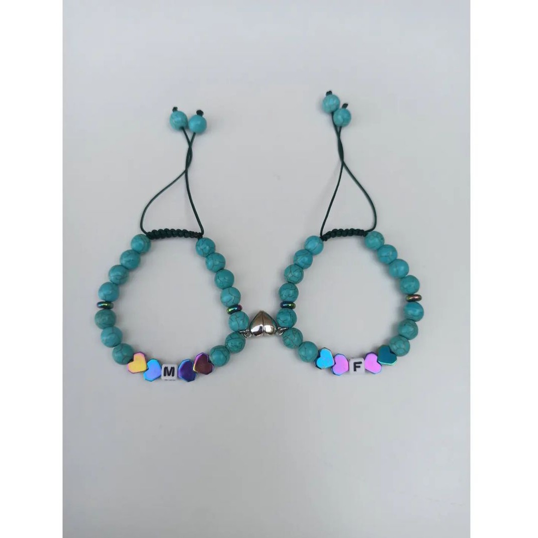 ست دستبند مگنتی فیروزه با حدید قلبی و اول اسم شما 