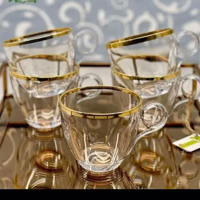 فنجان چری لب طلایی