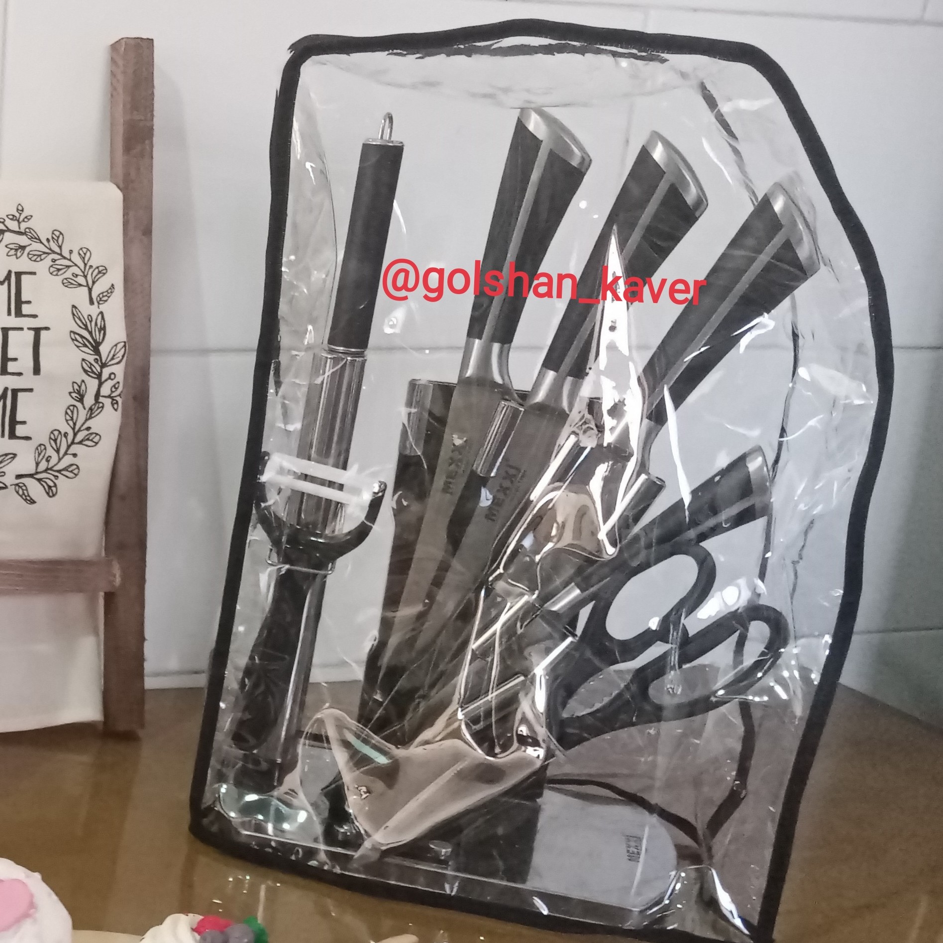 ست کاور کفگیر ملاقه و چاقو و ابزار طرح ساده