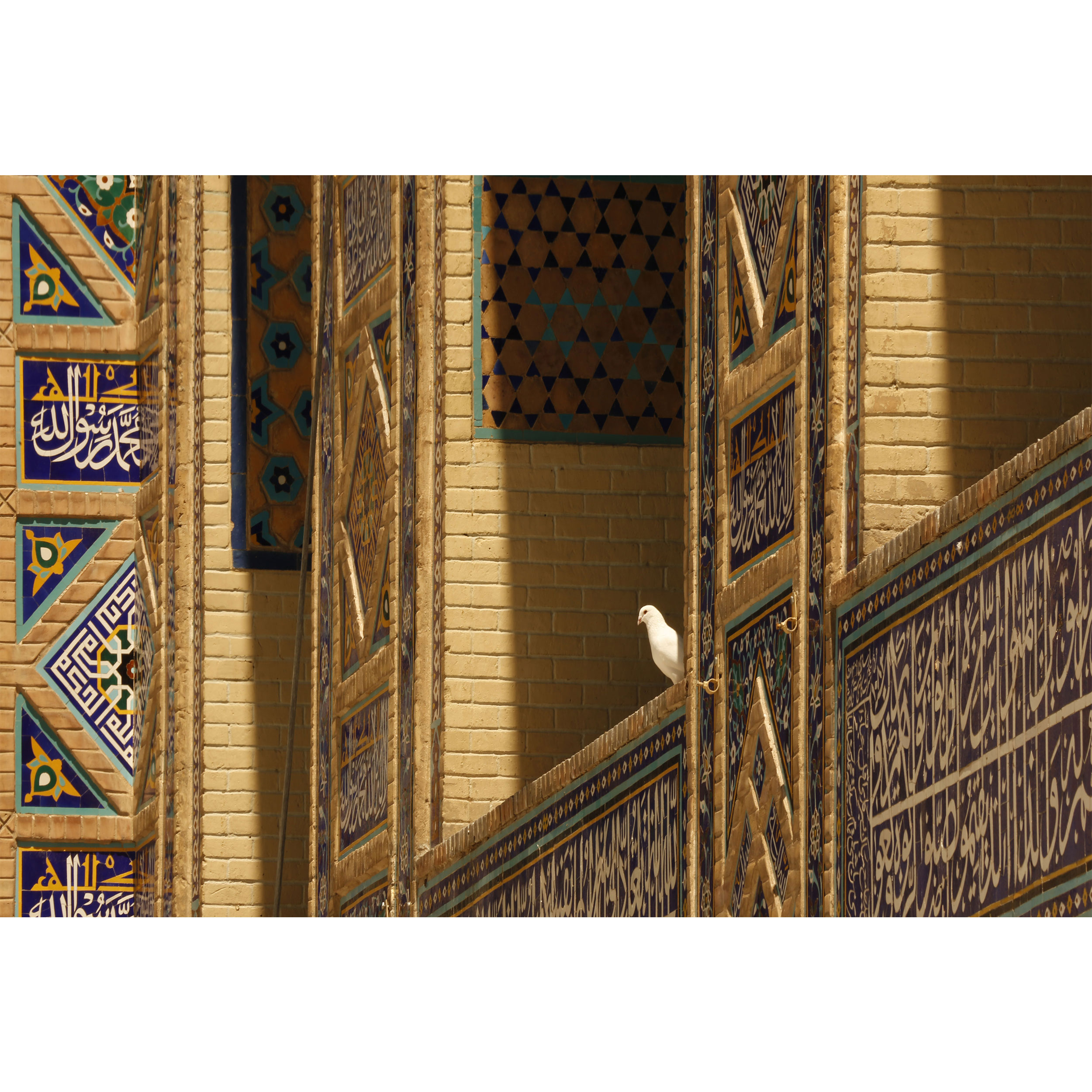 تابلو شاسی طرح حرم امام رضا مدل T4982