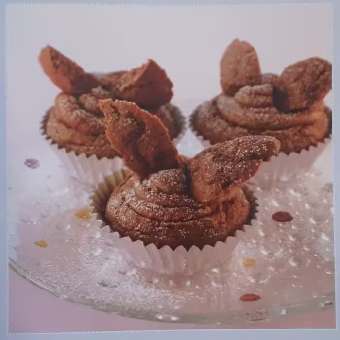 كتاب Cupcakes اثر جمعي از نويسندگان انتشارات Love Food