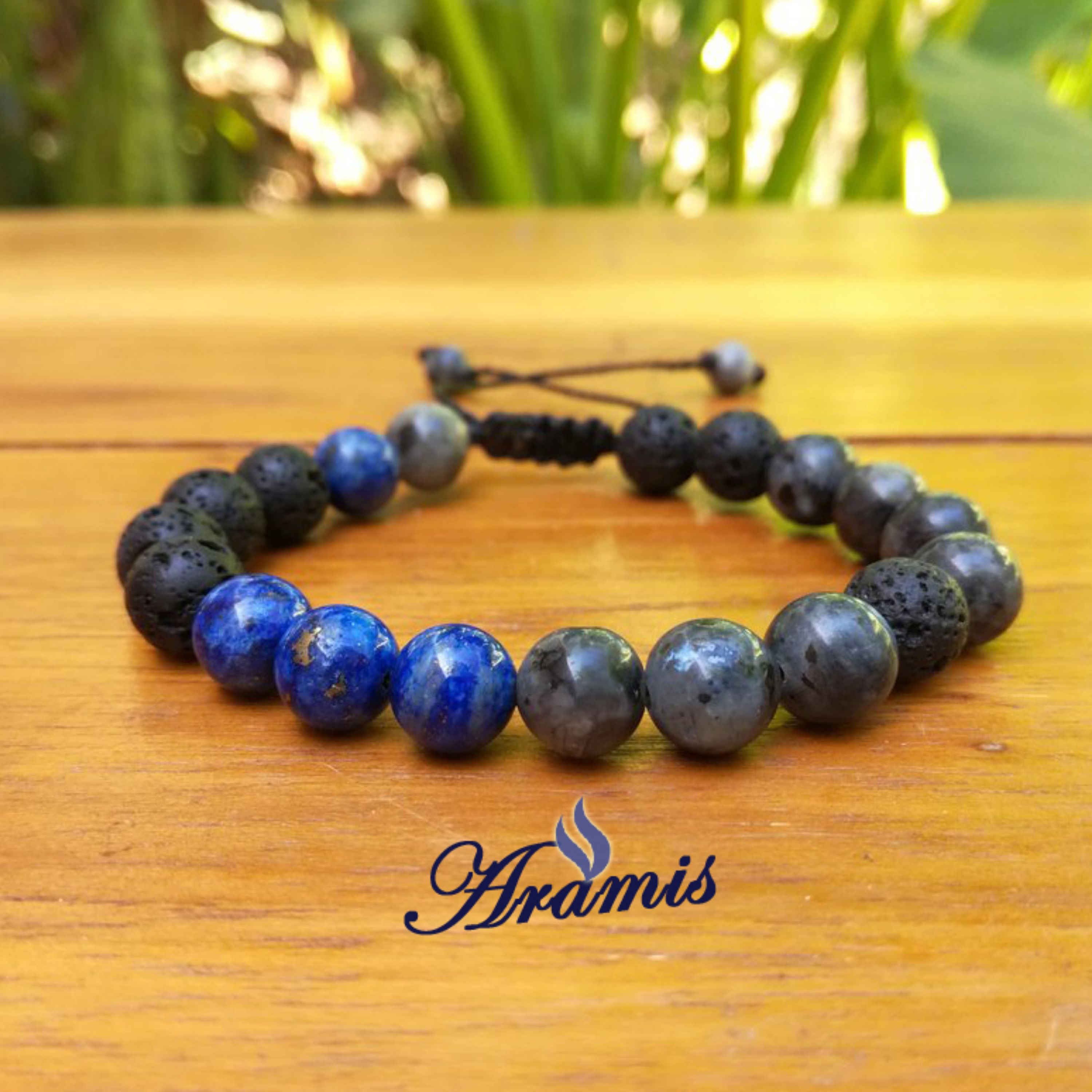 دستبند سنگ لابرادوریت سیاه و لاجورد افغان و لاوا آتشفشانی