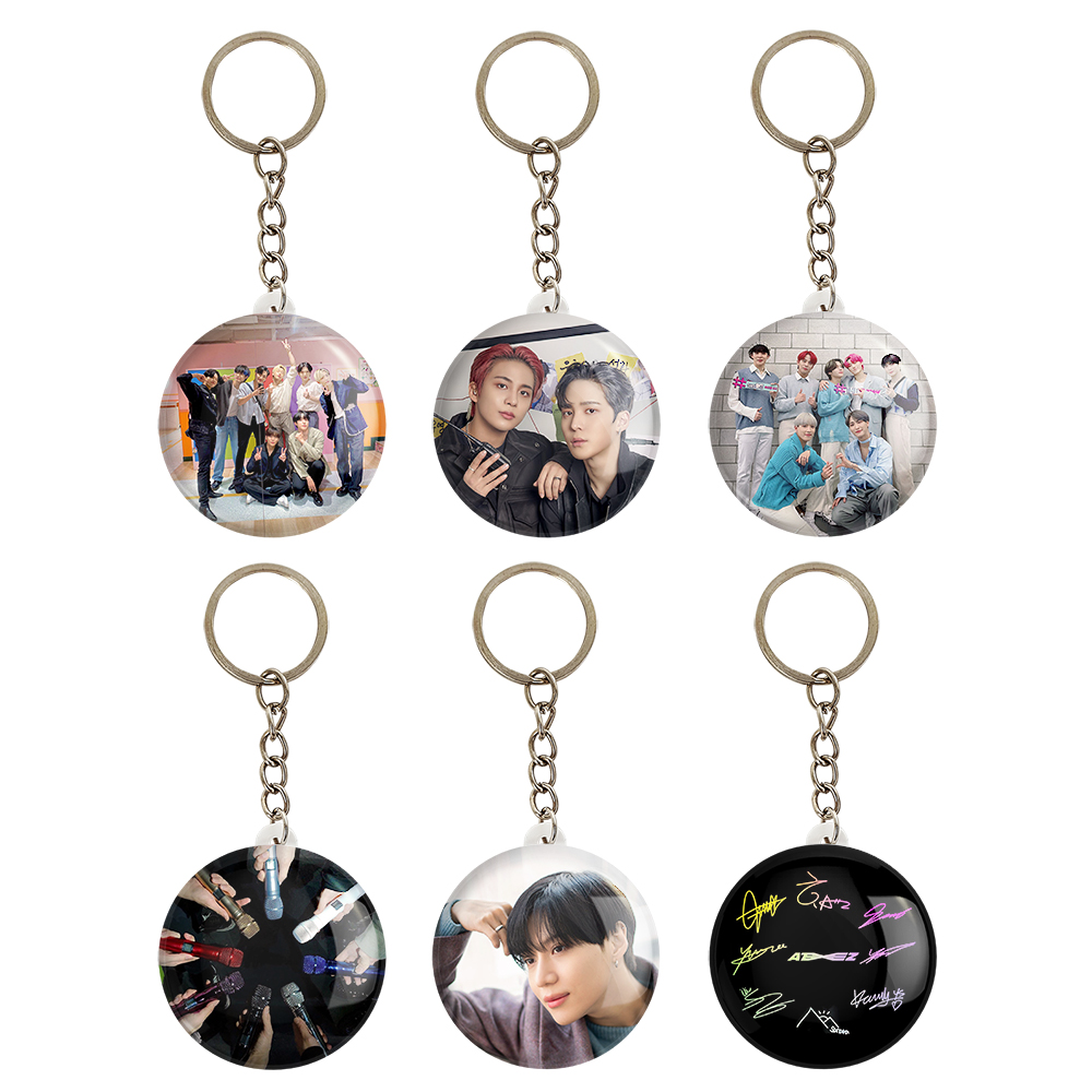 جاکلیدی خندالو مدل گروه ایتیز ATEEZ کد 1276A مجموعه 6 عددی