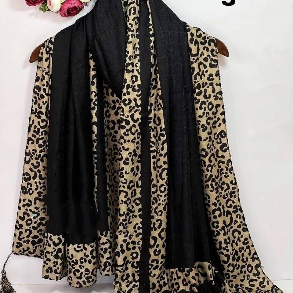 کاکشن ویژه محرمی تابستانی شال نخی منگوله دار ایستایی عالی اصلا لیز نیست