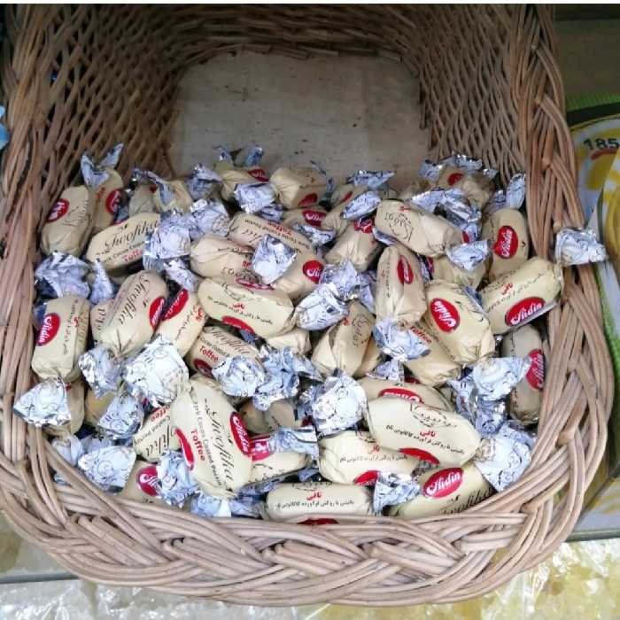 شکلات توفیکا مغزدار(400گرمی )عطاربانو 