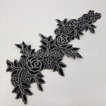 یقه گیپور مشکی طلایی