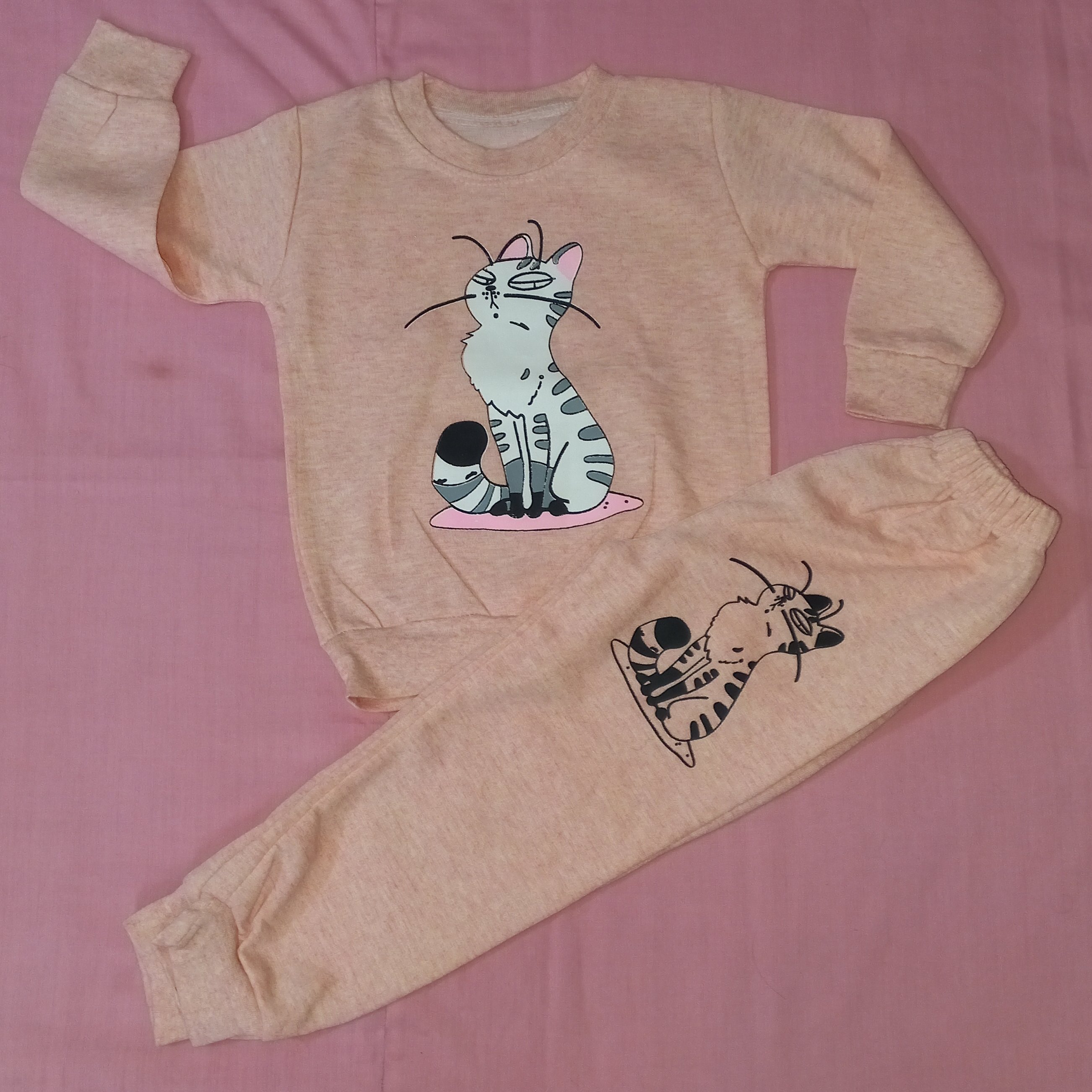 لباس و شلوار 