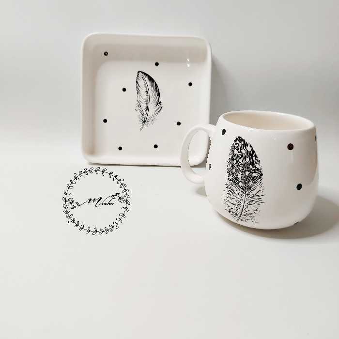 ماگ سرامیکی و بیسکوییت خوری طرح پر 