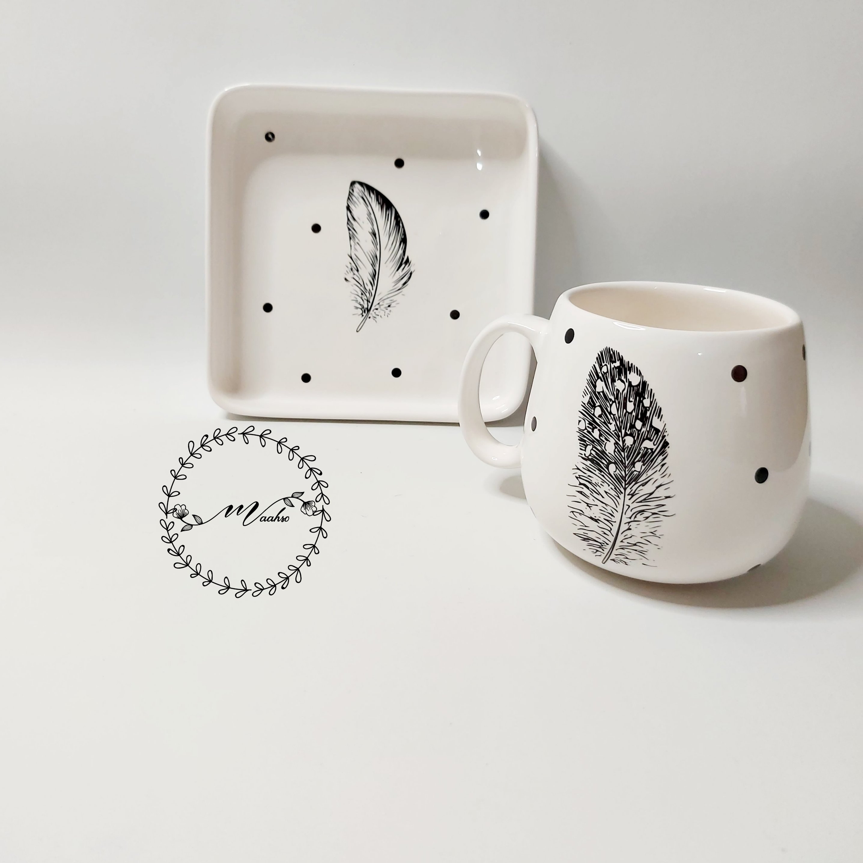 ماگ سرامیکی و بیسکوییت خوری طرح پر 