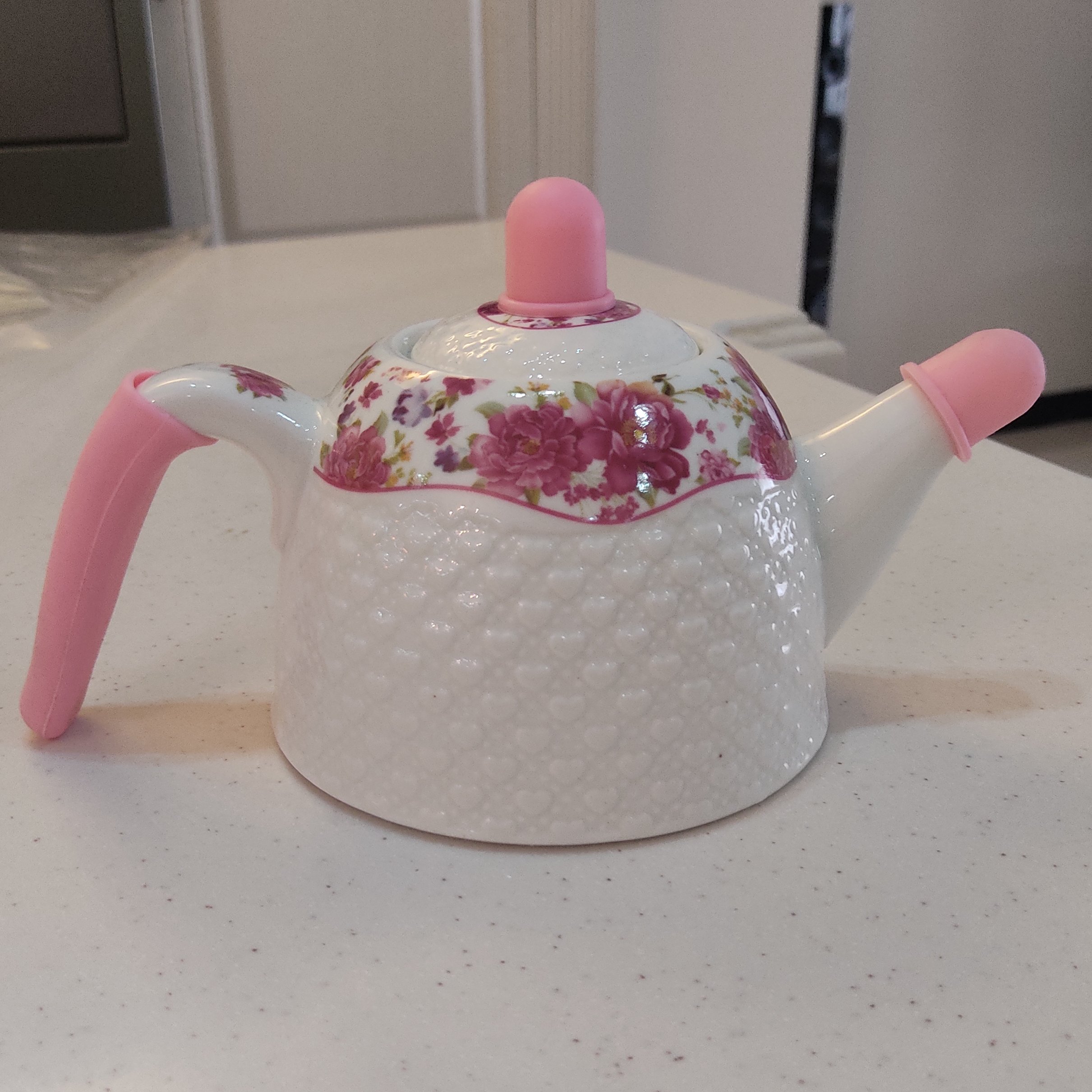 قوری گل دار  بن چاینا  ، سبک و با کیفیت 