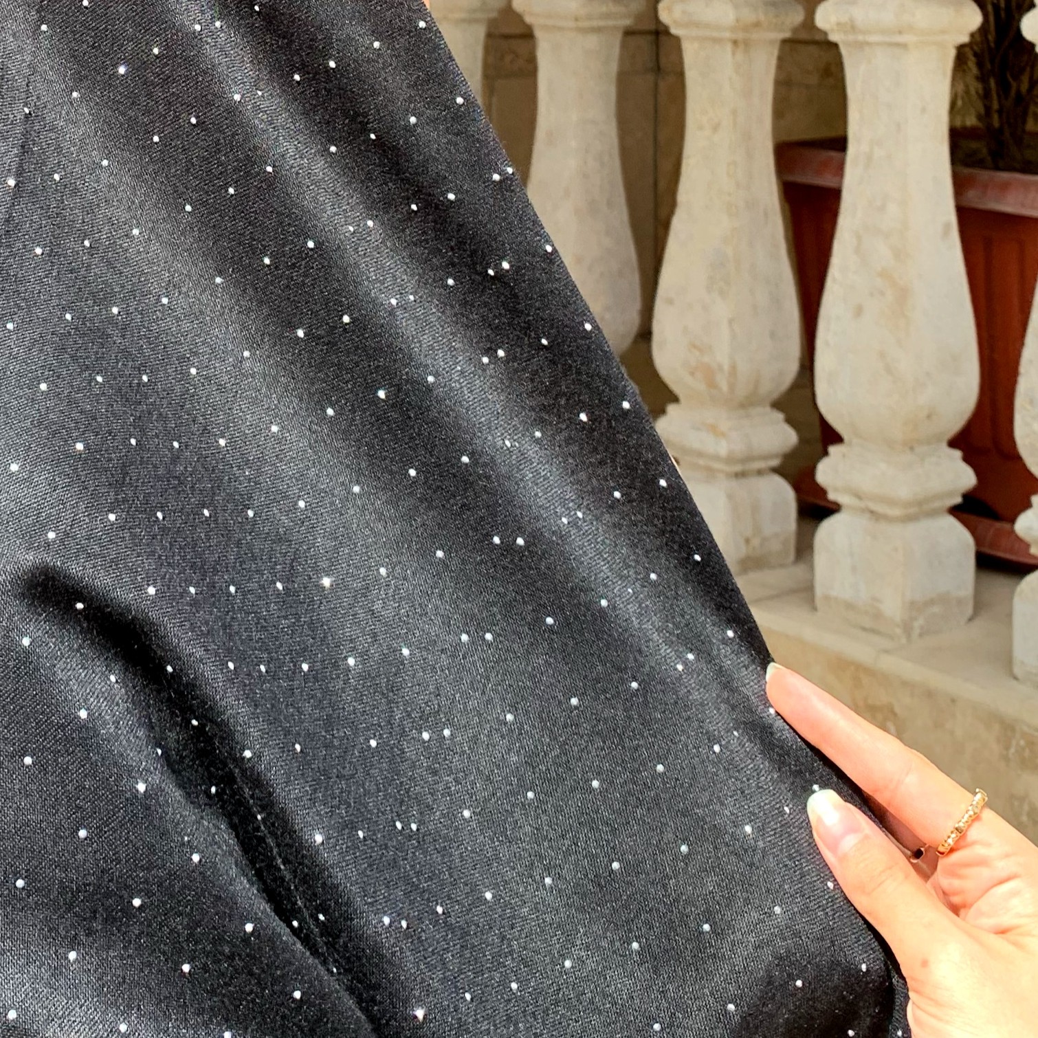 روسری مشکی نگین دار نخی