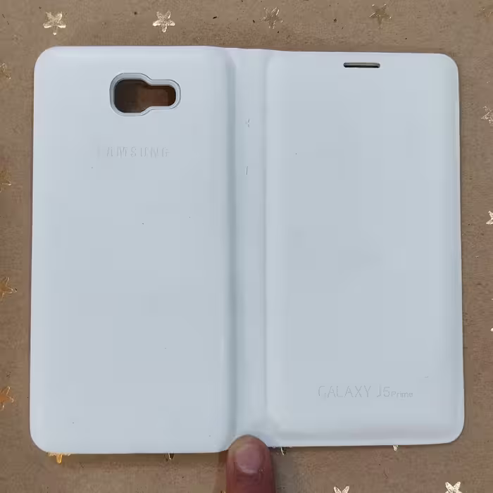 کیف سفید مناسب برای سامسونگ Galaxy J5 Prime
