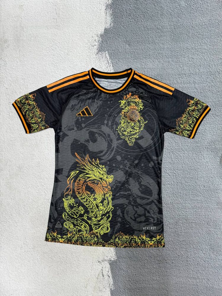 لباس کانسپت دراگون مشکی-زرد رئال مادرید 2025 (پلیری)