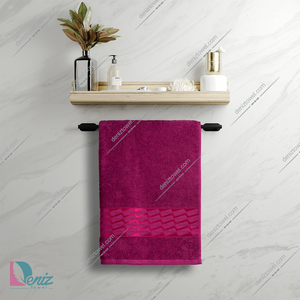 حوله استخری طرح آرام رنگ بنفش