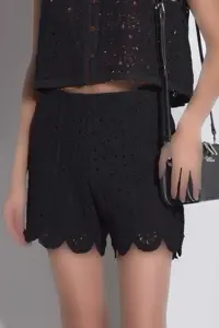 شلوارک پارچه ای گیپور