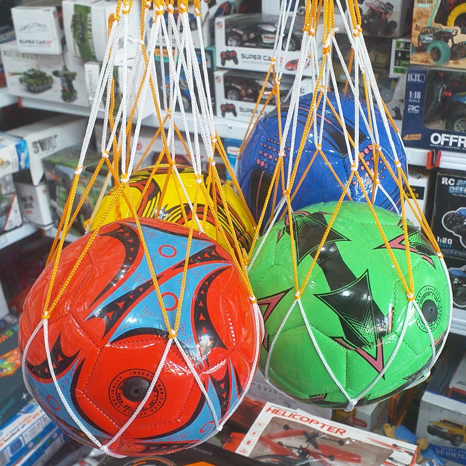 توپ فوتبال دوختی جنس خارجی سایز 2 توپ هندبال  