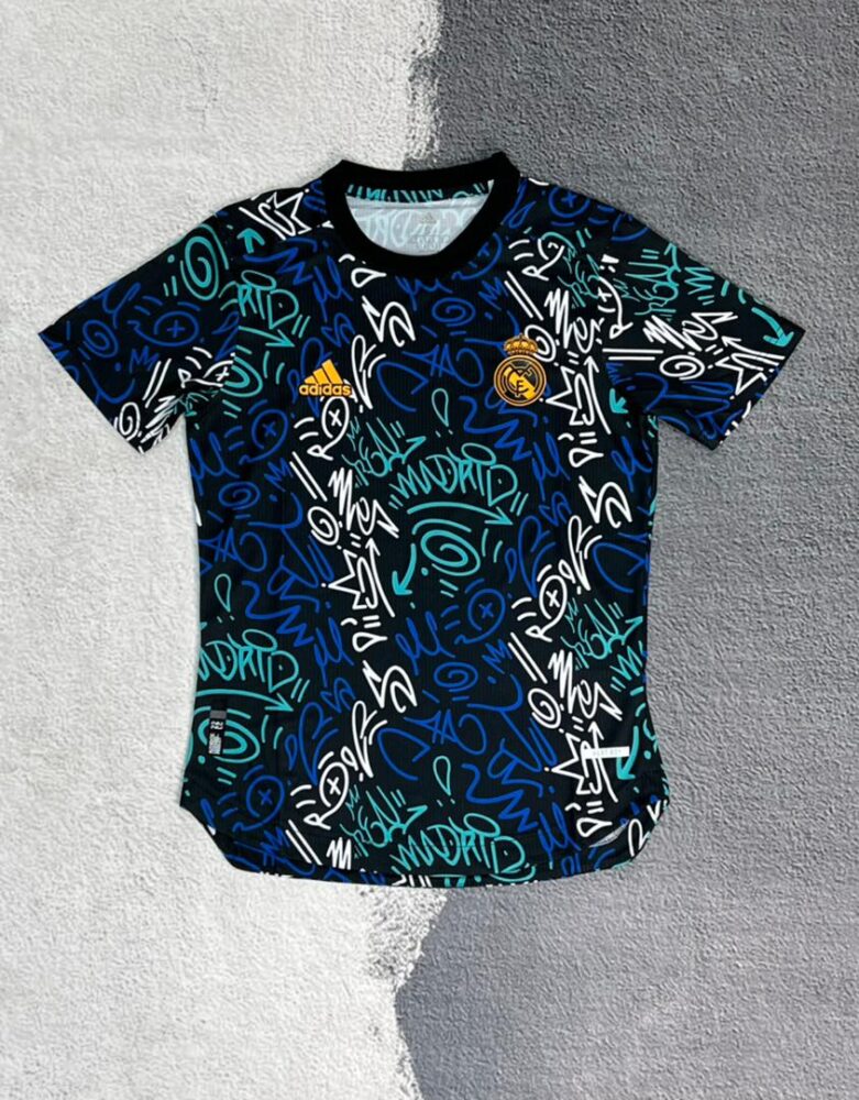 کیت تمرینی پلیری رئال مادرید 2022