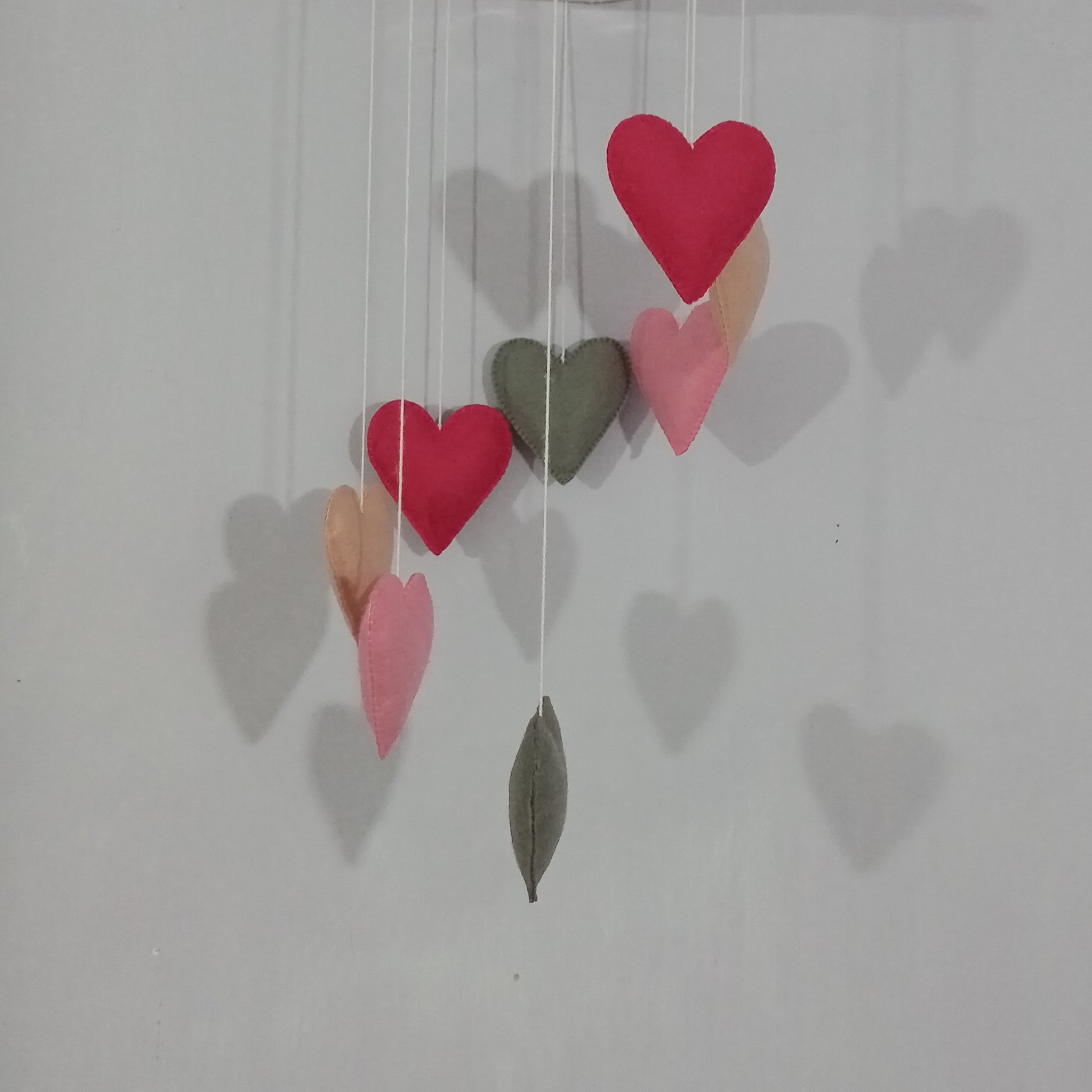 آویز چراغ نمدی دخترانه مدل قلب (جفت) اندازه آویز 46سانتی متر