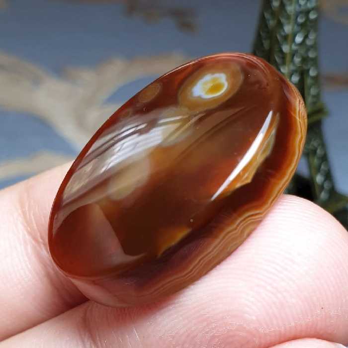 نگین فوق العاده زیبای سنگ عقیق سه پوست بسیار خاص معدنی اصل خراسانی
کد  26456
