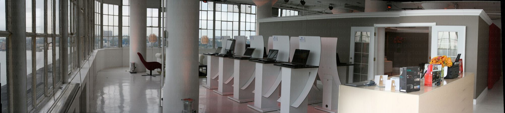 خرید و دانلود عکس ShutterStock-2014-Buildings &amp; City کد 53692 | پیک فاکس | Pic Fox