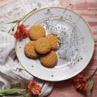 🌾کلوچه زنجبیلی 🌾 بسته های 18عددی که معادل نیم کیلو 