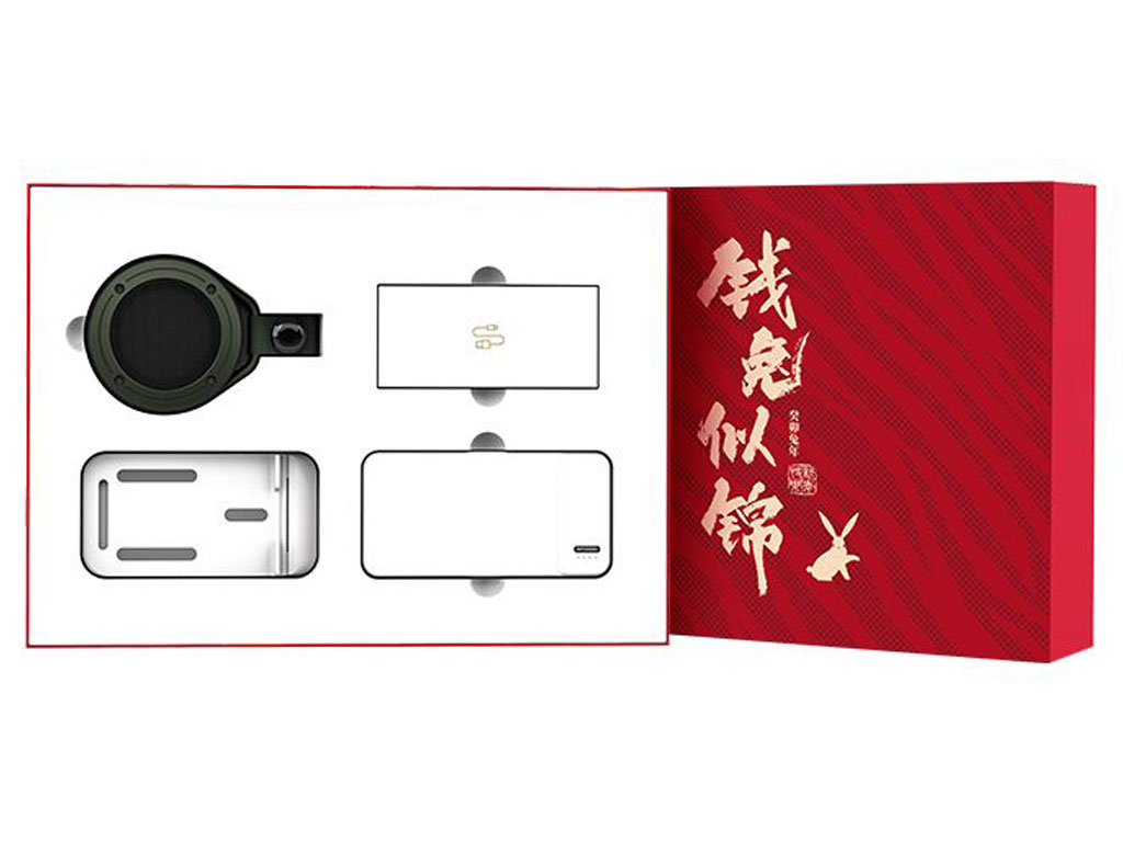 پک هدیه چند منظوره کابل شارژ سه سر، اسپیکر بلوتوثی، پاوربانک و هولدر موبایل رومیزی رسی Recci RGB-N15 2023 Gift Box