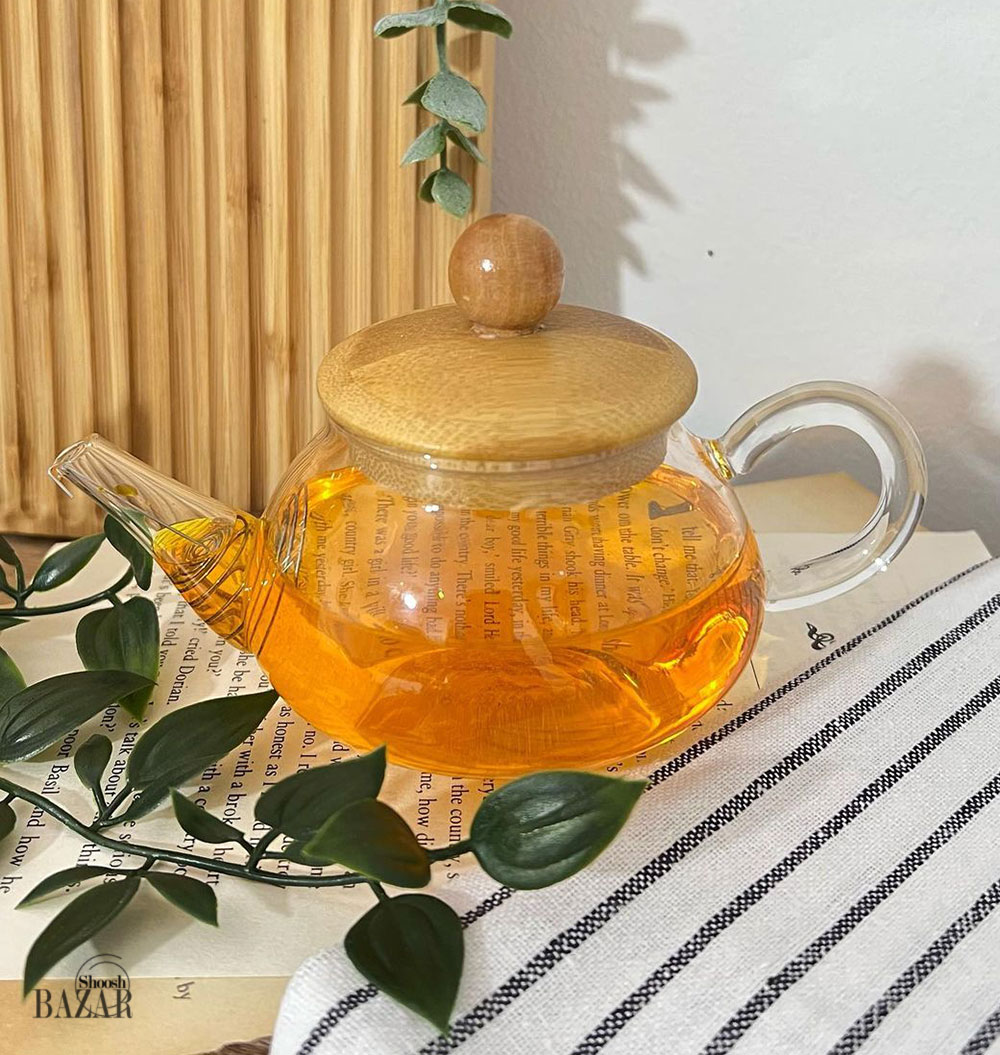 قوری زعفران پیرکس در چوبی کوچک