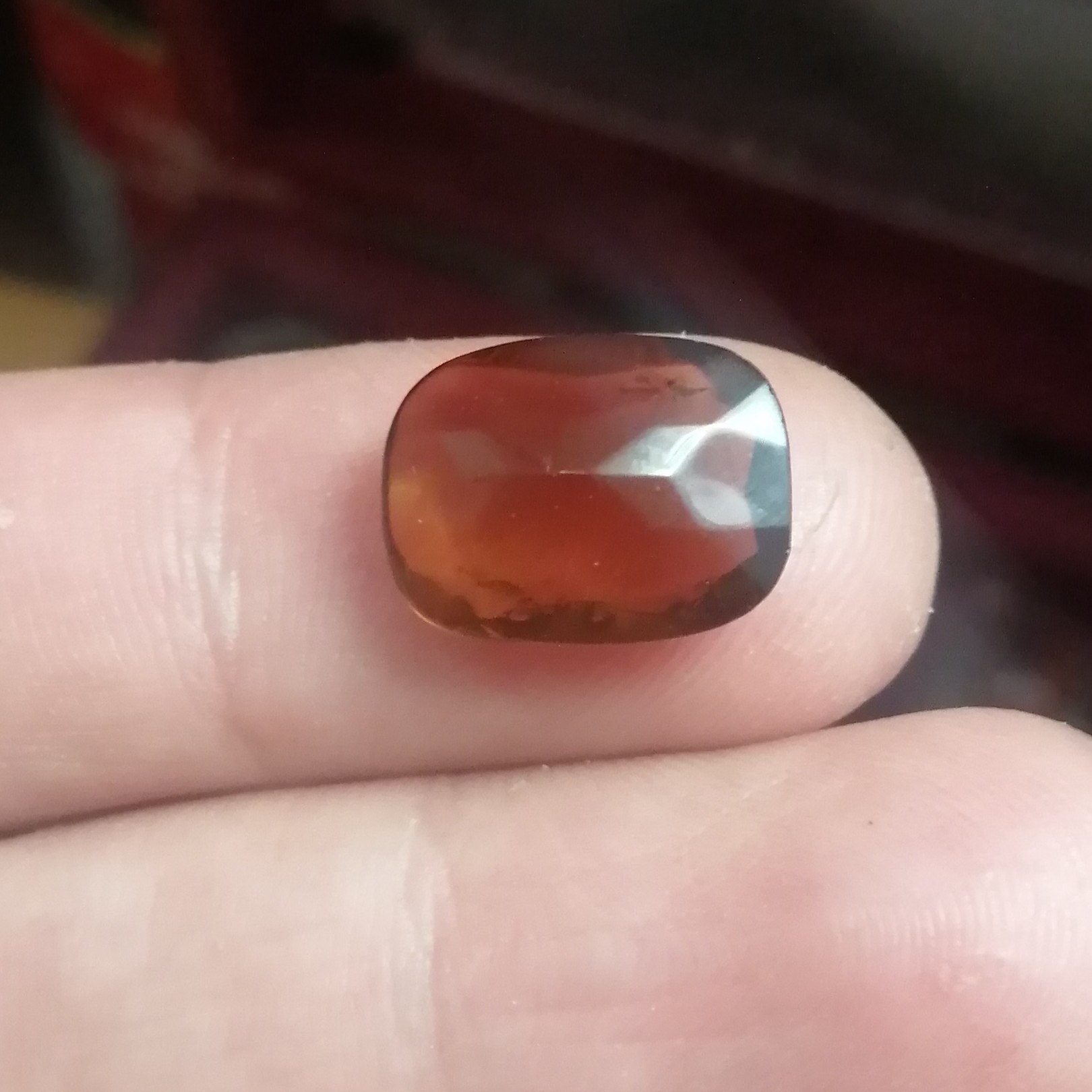 یاقوت گارنت بامجانی کهنه و قدیمی بسیار پاک اصل آفریقایی و معدنی 