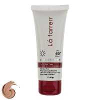 کرم ضد آفتاب رنگی لافارر SPF 40 مدل مینرال حاوی محافظ UVA و UVB و PA    ‌مناسب انواع پوست حجم 40 میلی‌لیتر