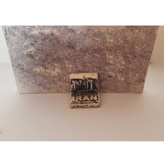 استند
رومیزی
تزیینی مدل کتیبه سی و سه پل خواجو کد 0913