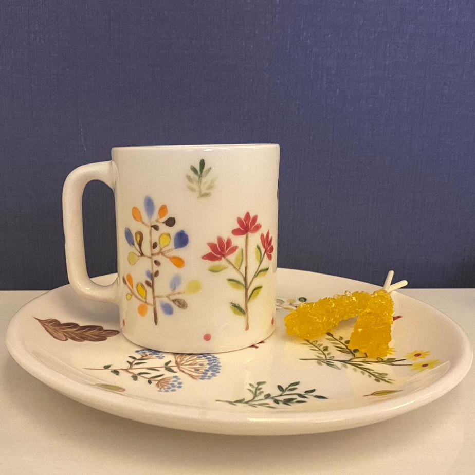 بشقاب و لیوان سرامیکی