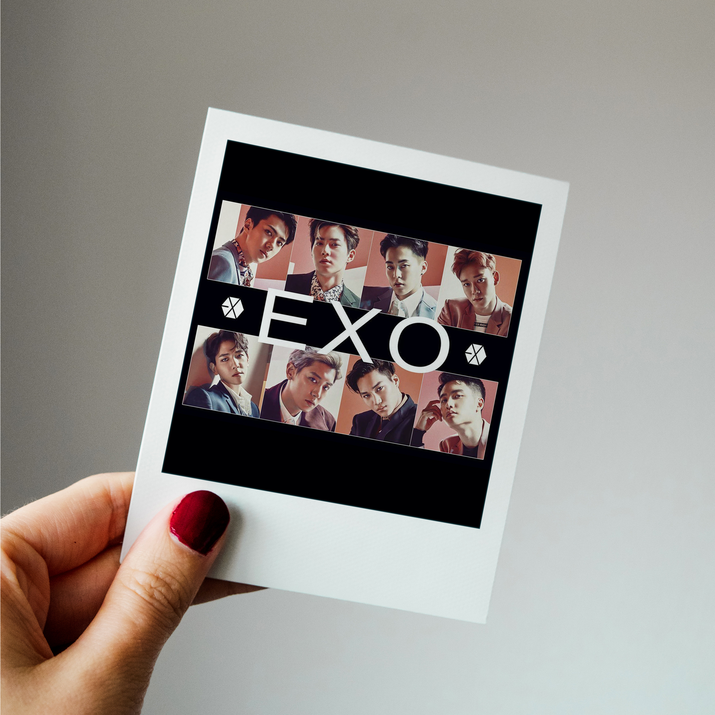 آویز تزیینی طرح Exo مدل P18 مجموعه 4 عددی