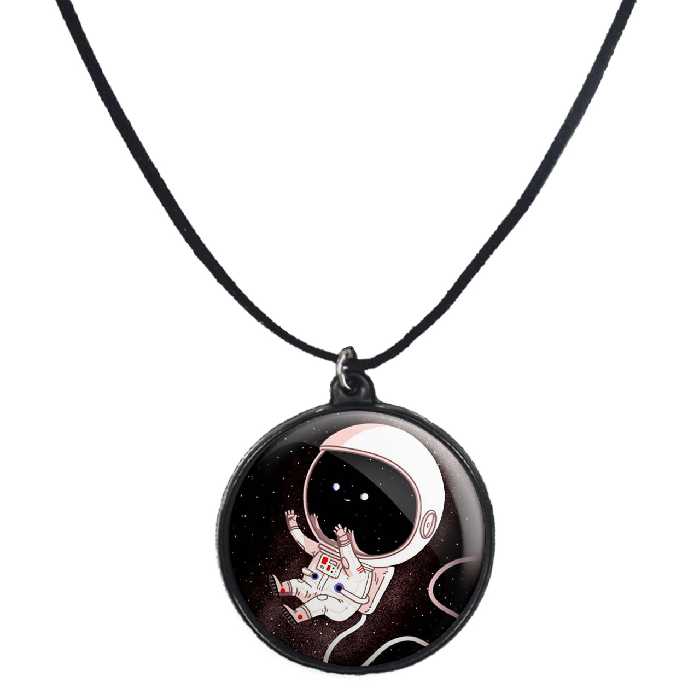 گردنبند پرمانه طرح فضانورد کد pmb.1737 مدل دو طرفه