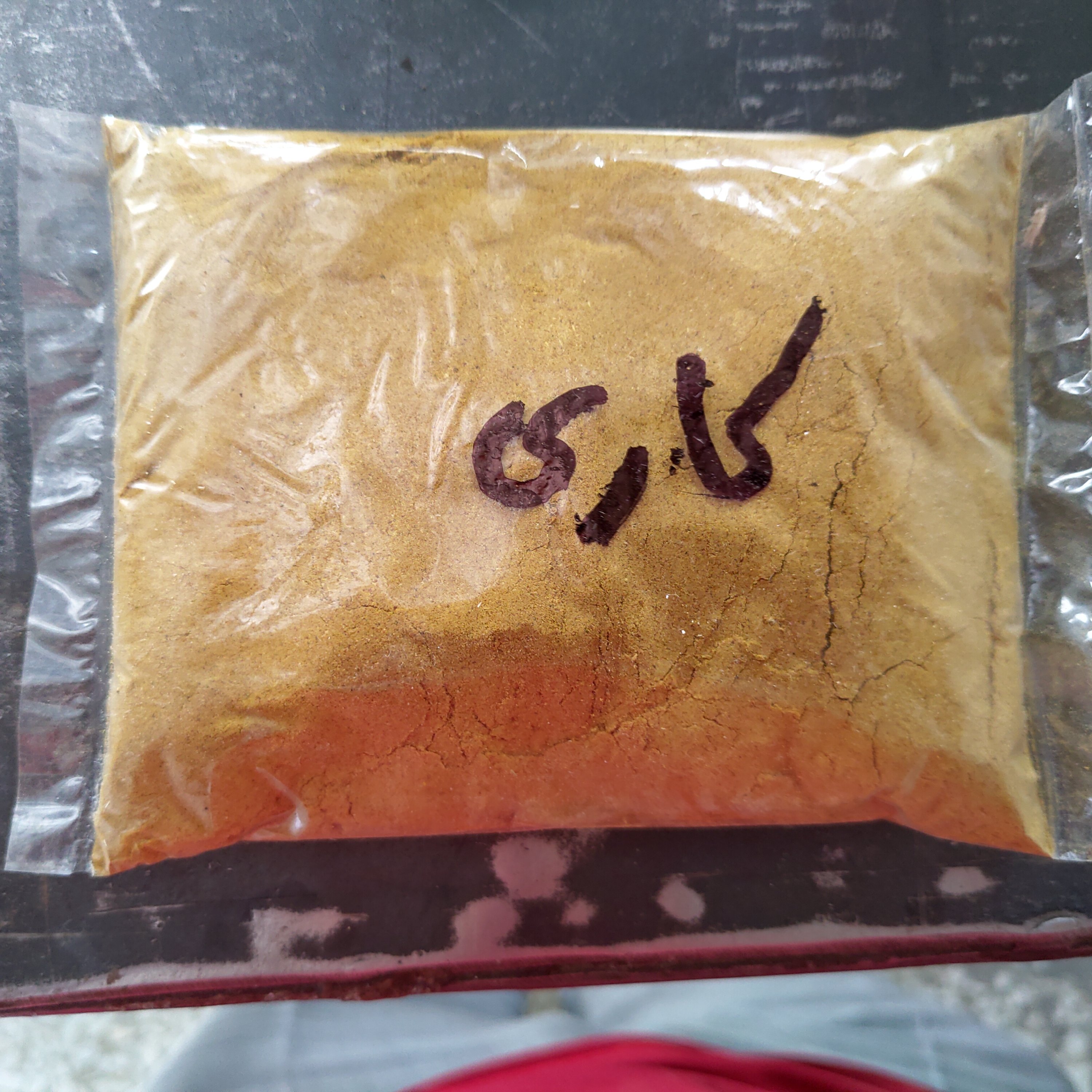 ادویه کاری. یک کیلوگرم