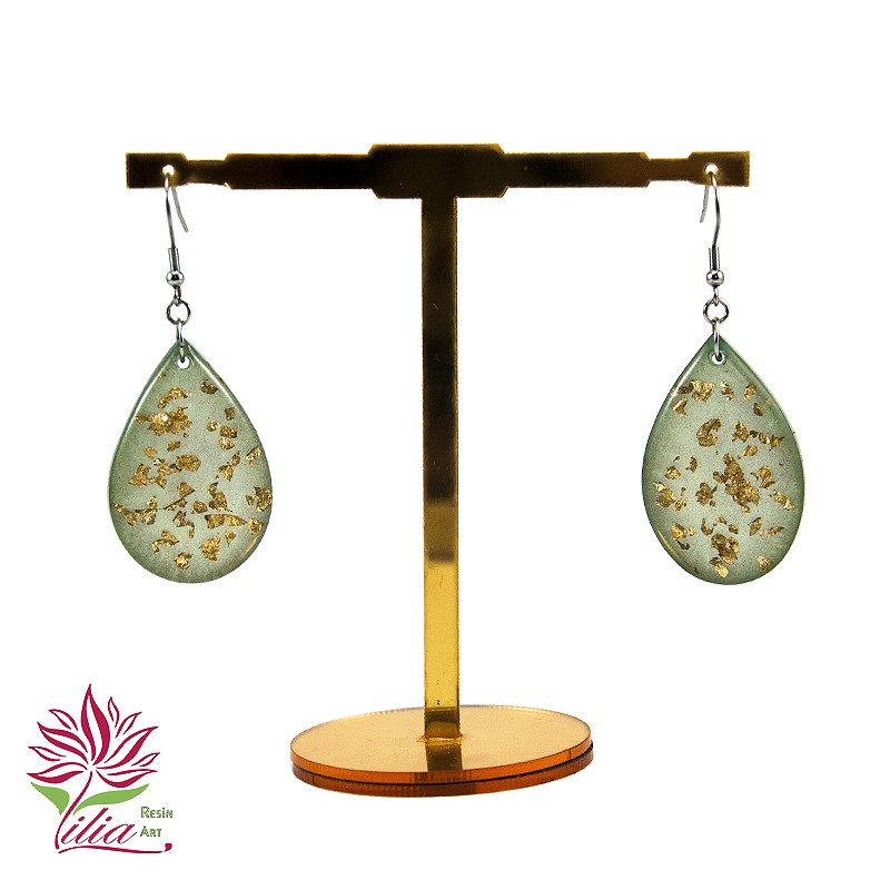 گوشواره جنس رزین طرح اشک رنگ سبز زیتونی با ورق طلا