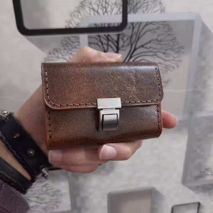 کیف چرم جاکارتی دست دوز
