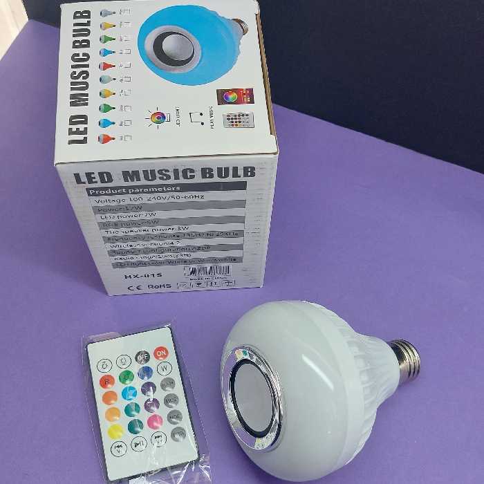 لامپ هوشمند و اسپیکر بلوتوثی ریموت دار 12 وات 12رنگ مدل led music bulb  