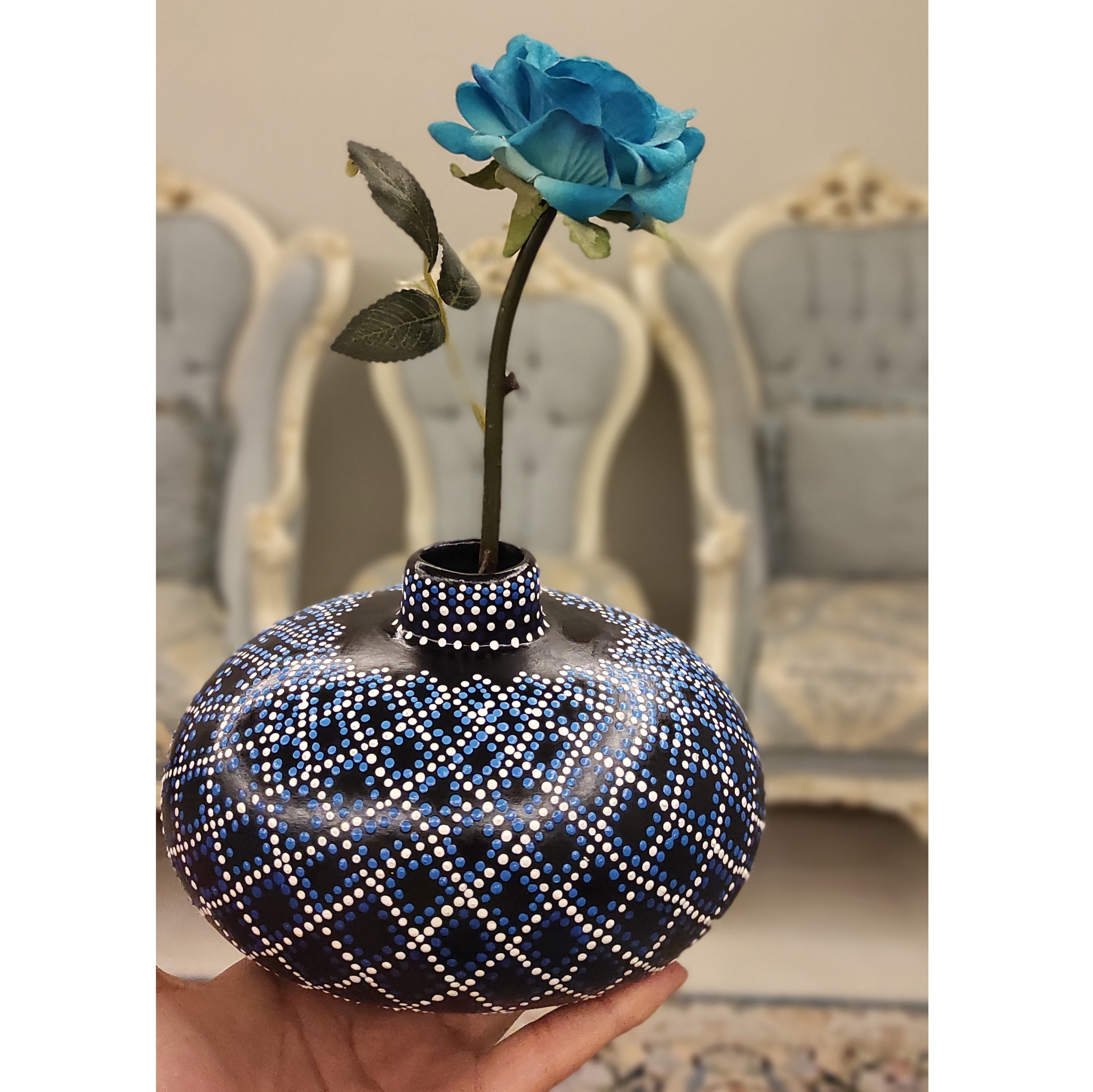 گلدان نقطه کوبی زیبا