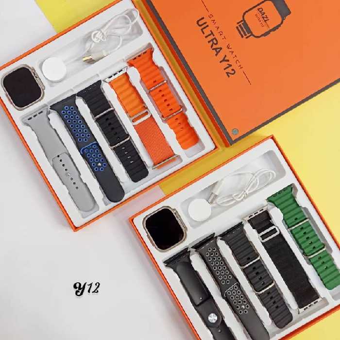 ساعت التراY12 دارای 5عدد بند درپک