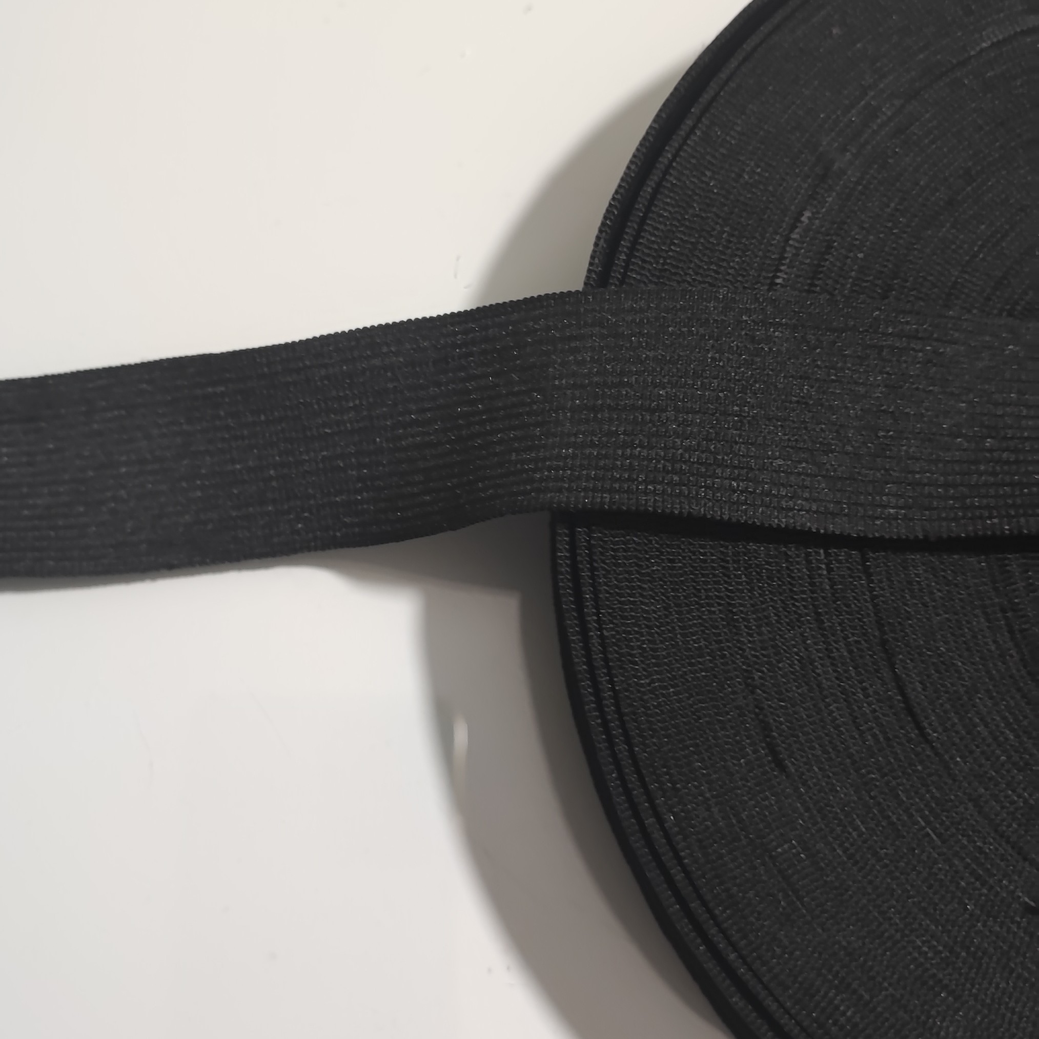 کش سه سانتی با کشسانی خوب مناسب البسه مختلف برنگ مشکی 