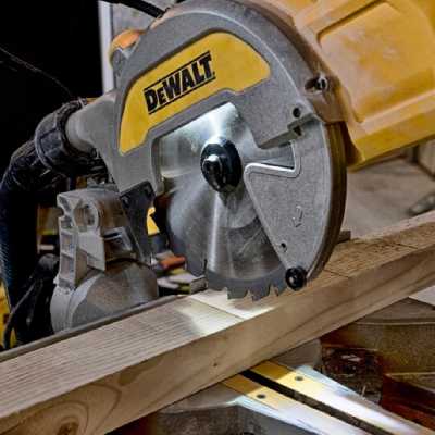 اره فارسی بر دیوالت مدل DWS771