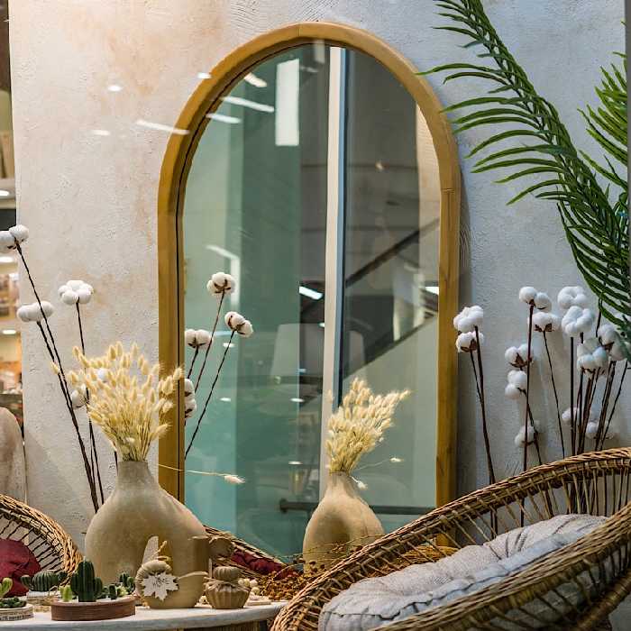 آینه قدی دور چوب